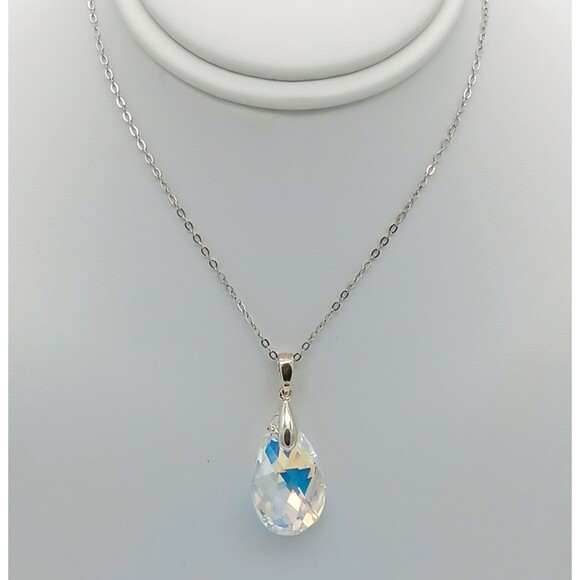 Platinum Plated Pendant Necklace Made with Swarovski Aurora Borealis Crystal - Picture 1 of 4